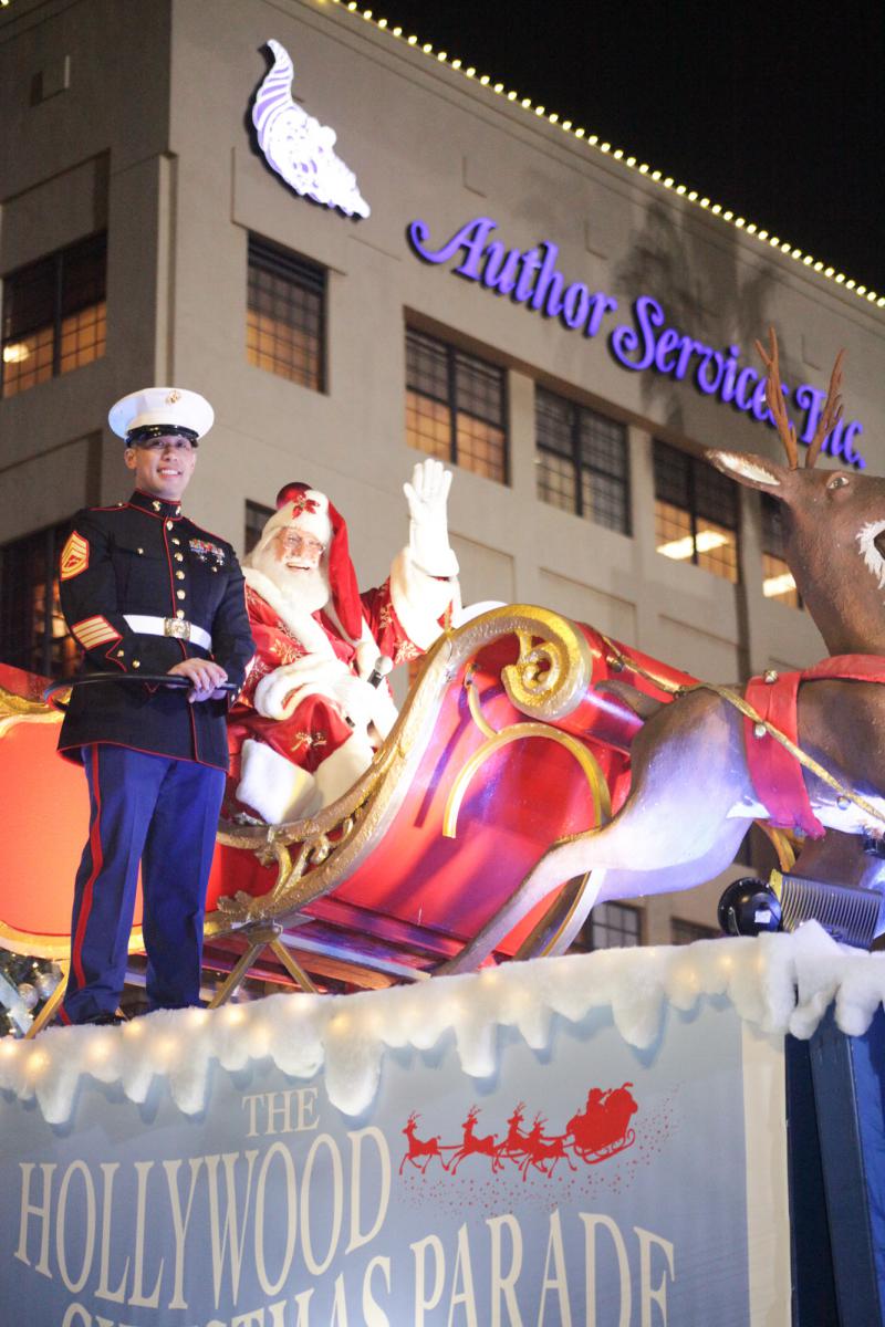 The L. Ron Hubbard Theatre Hosted the Hollywood Christmas Parade Green