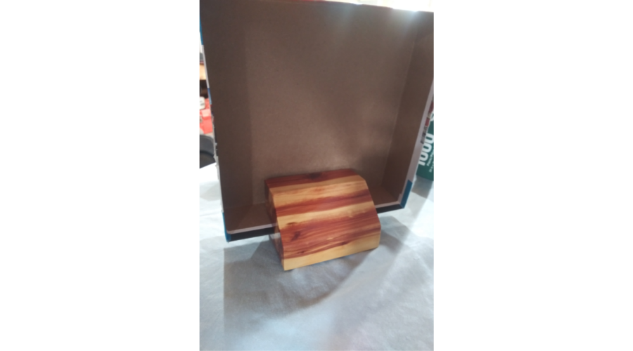 Universal Puzzle Box Lid Holder Keeps the Box Illustration Visible When