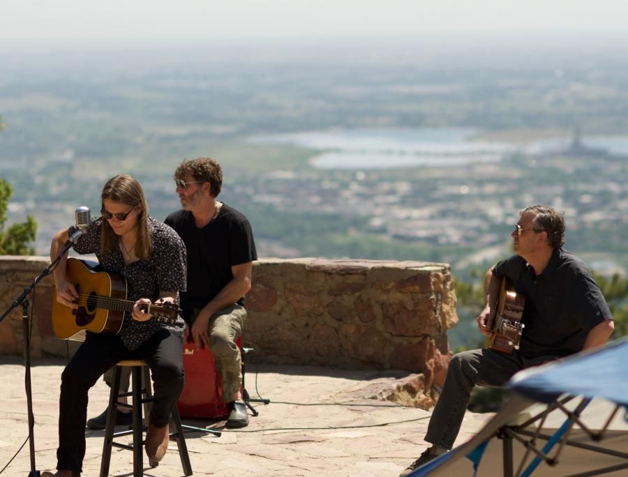 MYND READER Releases Smoldering New Single 'Birdsong,' Out Now