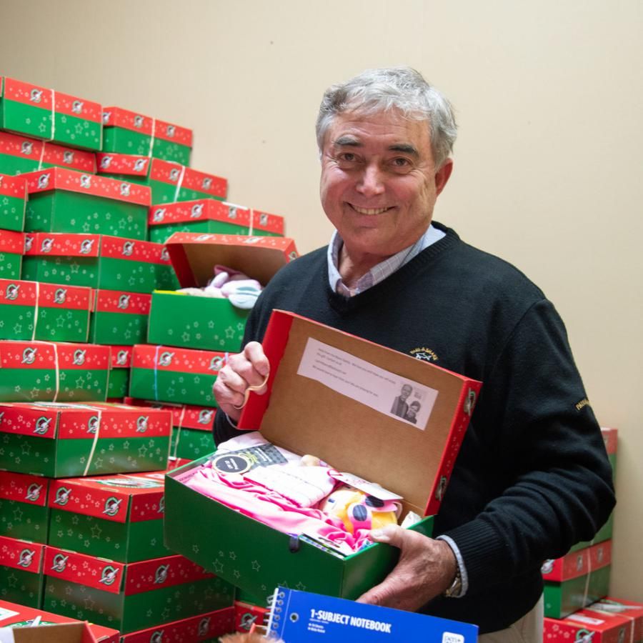 The Rick Mantei Charitable Fund Partners with Operation Christmas Child to Deliver 500 Shoeboxes Globally