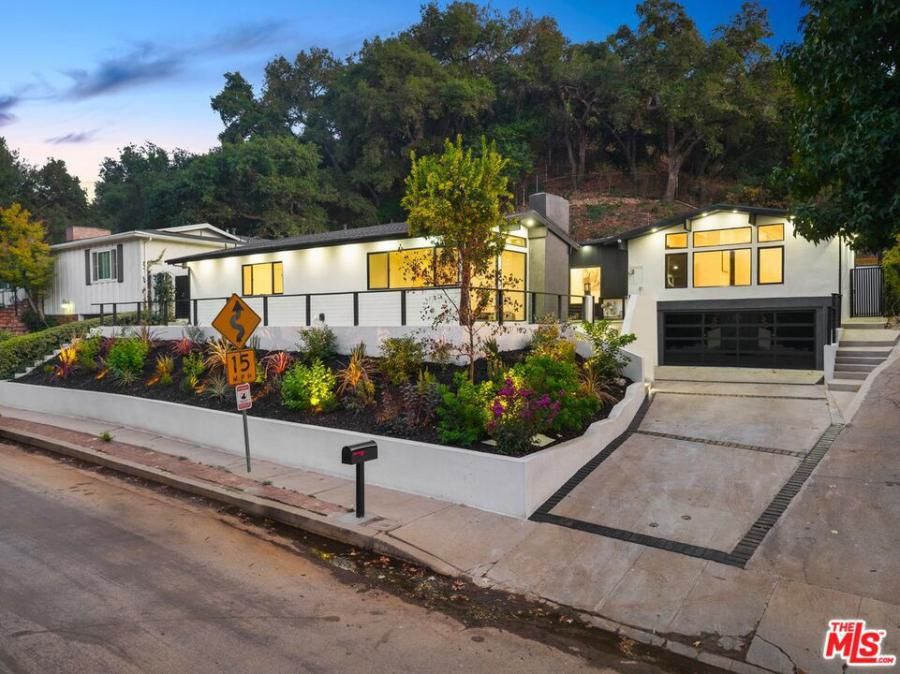 Top Luxury Realtor Jimmy Heckenberg Lists 2025 Fully Renovated Smart Home in Sherman Oaks' Royal Woods