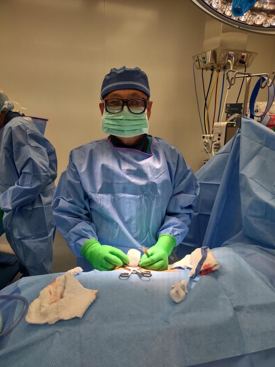University Orthopedics' Dr. S. Chris Tian Becomes First in Rhode Island to Implant Closed-Loop Spinal Cord Stimulator