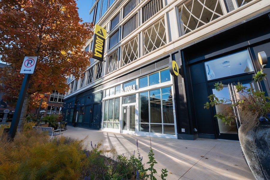 World's Leading Pickleball Paddle Manufacturer to Open Signature Store