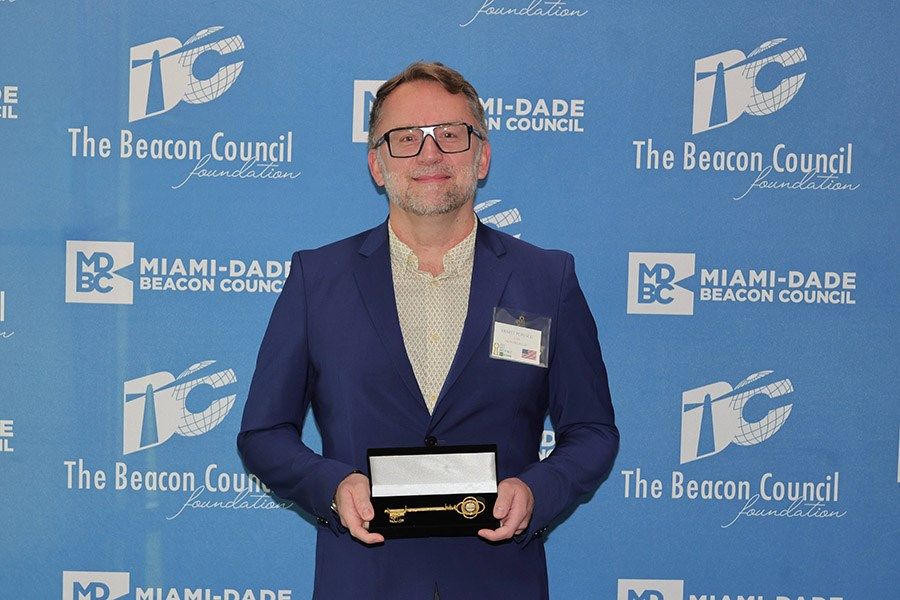 Metrobloks Receives Keys to Miami-Dade County at Beacon Council's Annual Key Ceremony