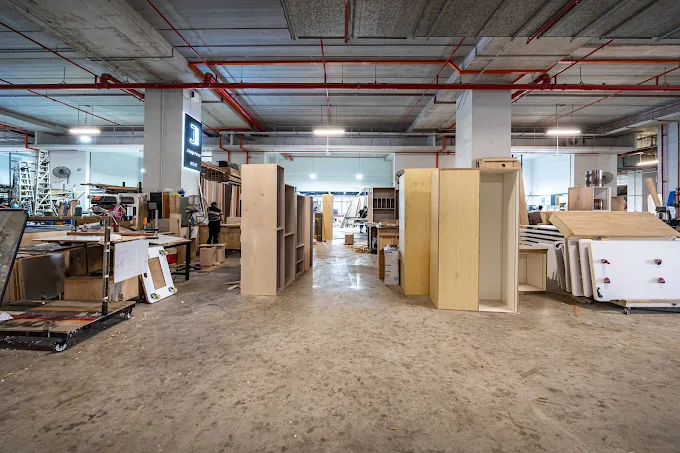 J Design, a Top Interior Design Company in Singapore, Unveils Modern Office & Commercial Space Design